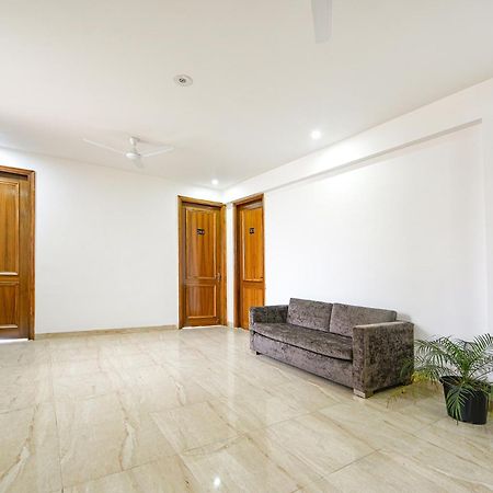 Fabhotel Ar Suites Gurgaon Bagian luar foto